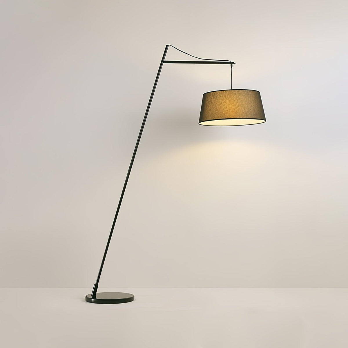Votalyra moderne vloerlamp met stoffen kap