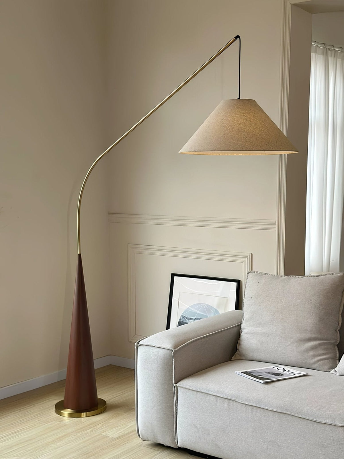 Uriah Minimalistische vloerlamp met stoffen kap