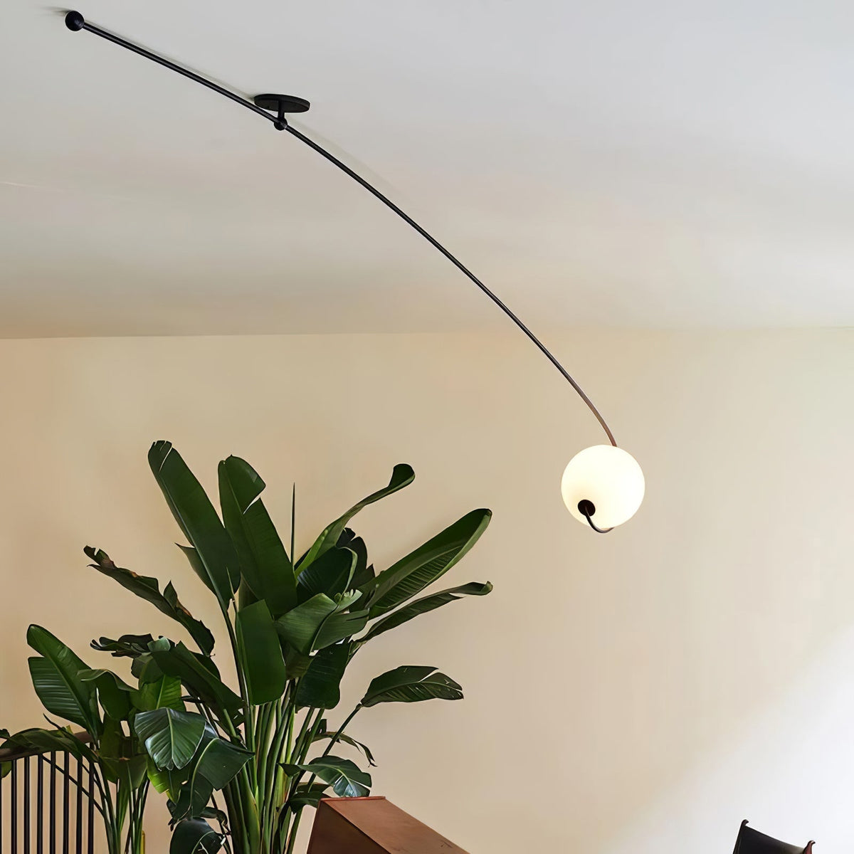 Elsoris Moderne minimalistische plafondlamp van glas met gebogen vorm