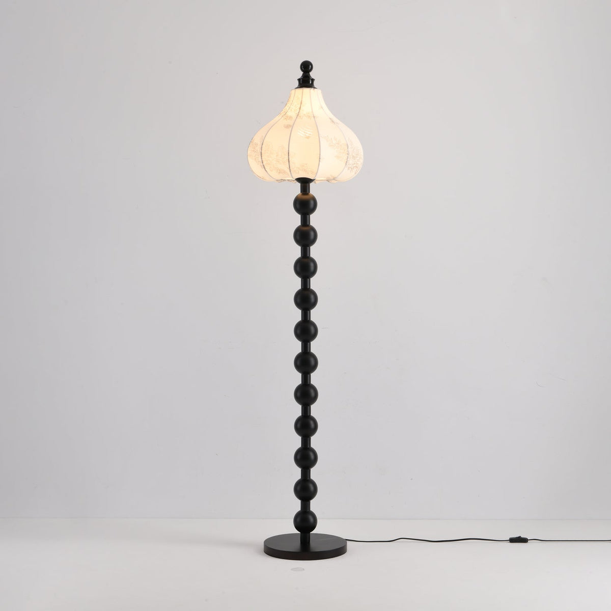 Avenivella moderne vloerlamp van walnoothout