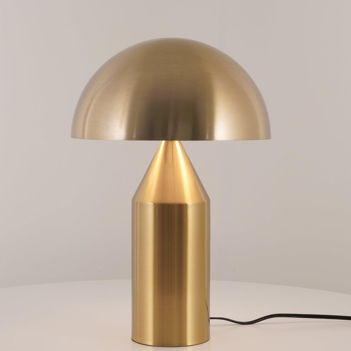 Selisina Industriële minimalistische tafellamp