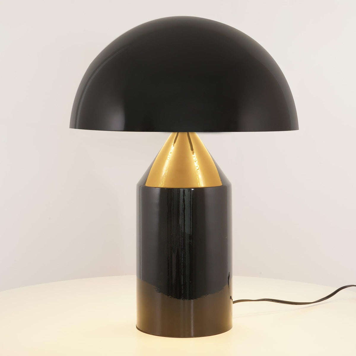 Selisina Industriële minimalistische tafellamp