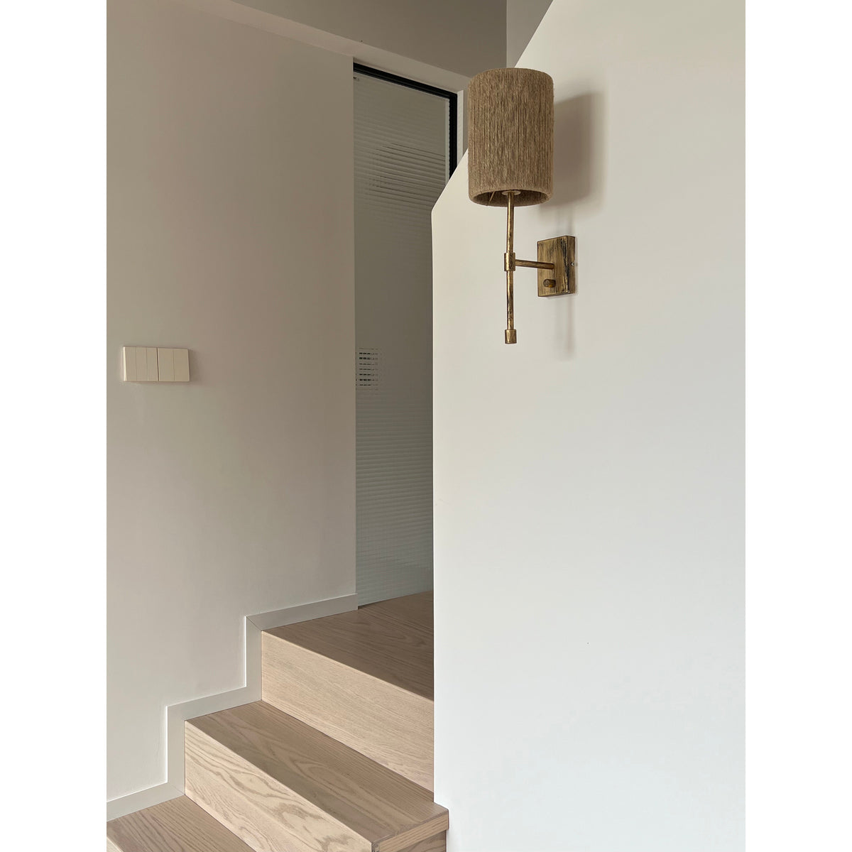Eirikuvyo moderne minimalistische wandlamp van metaal en stof