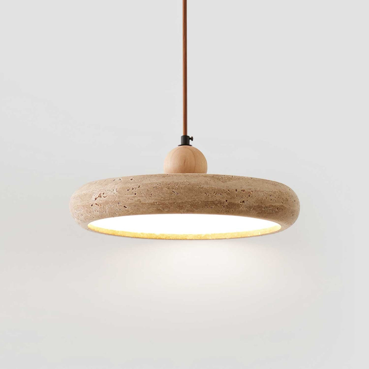Noraraine Minimalistische hanglamp van geel travertin