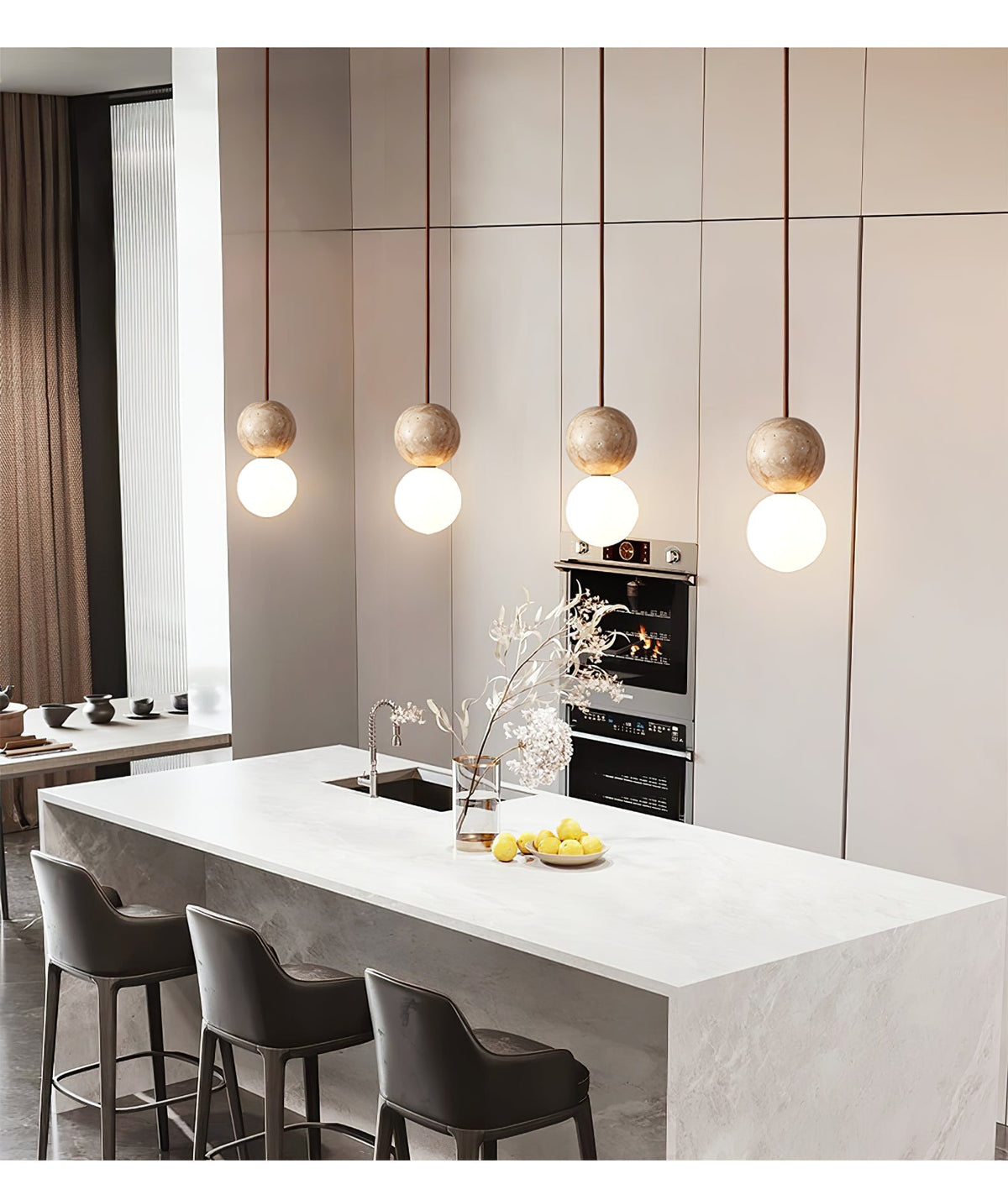 Serinelle hanglamp van geel travertin