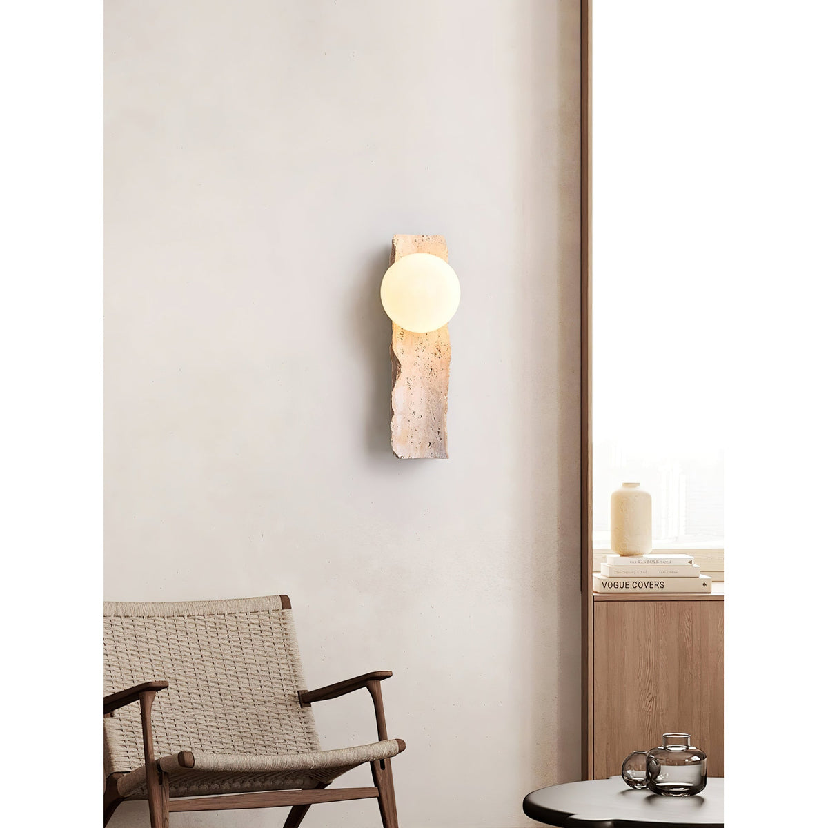 Tavivelia wandlamp met travertin en glas