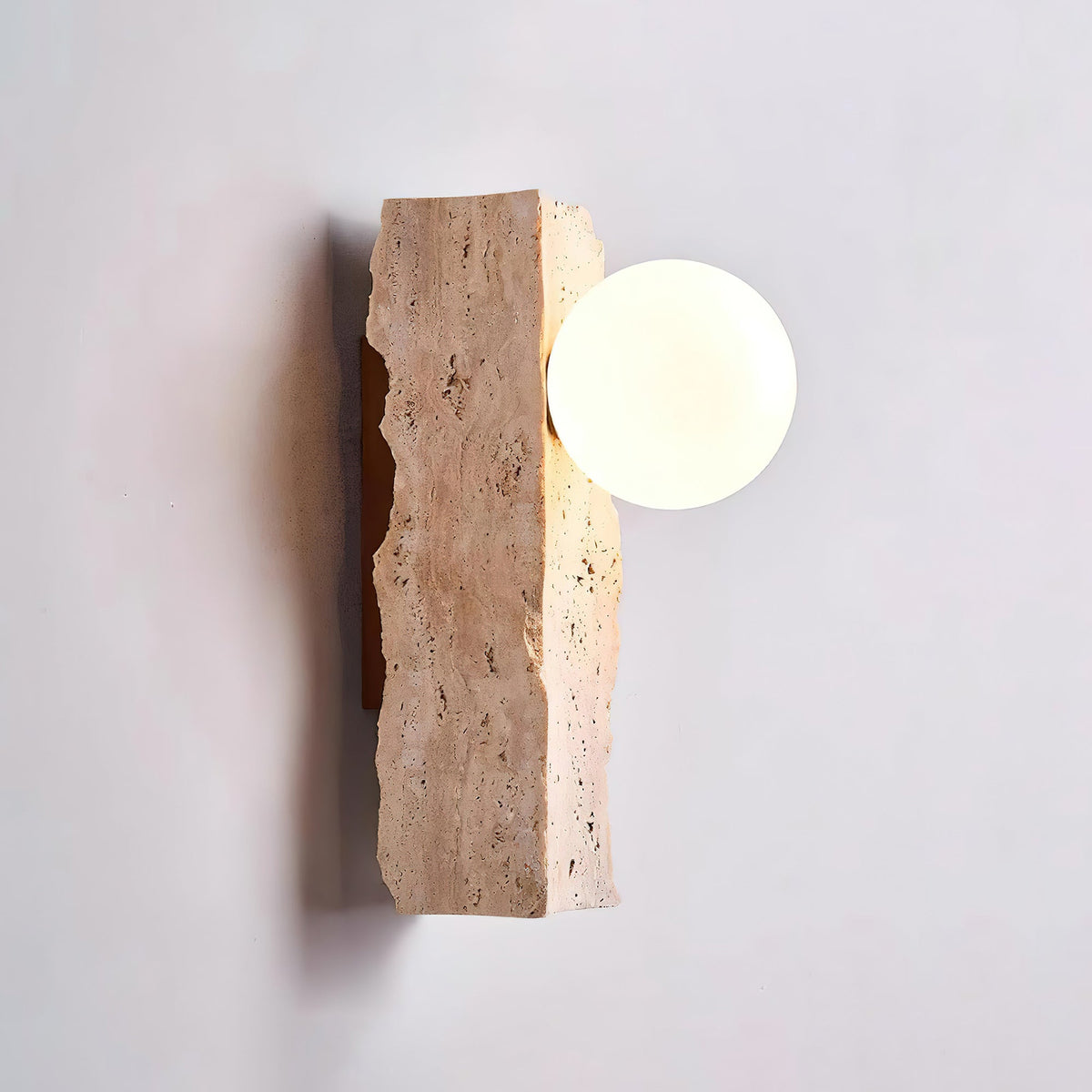 Tavivelia wandlamp met travertin en glas
