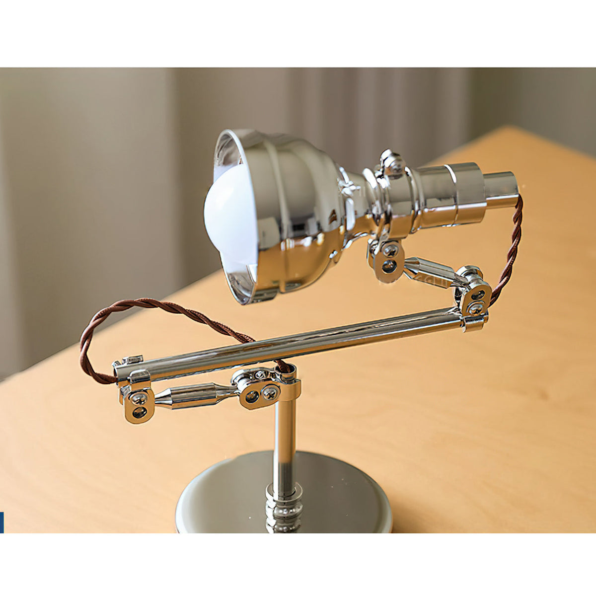 Ciruise Swing Arm wandlamp