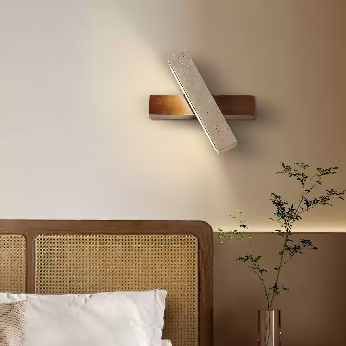 Ostruvyo moderne minimalistische wandlamp van walnoot en travertin