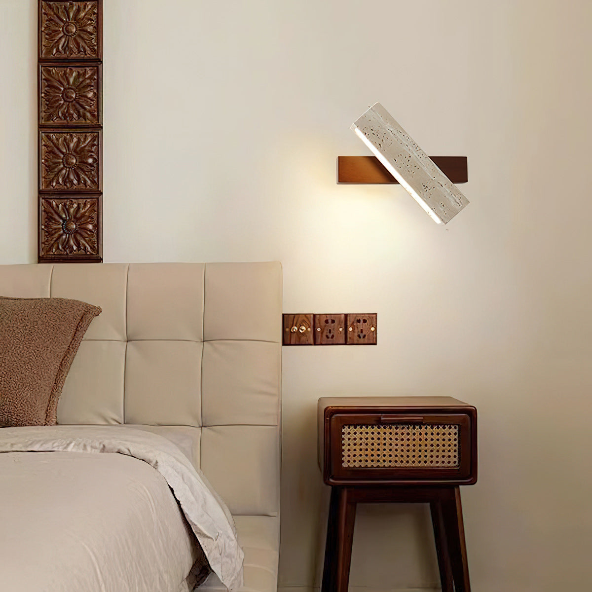 Ostruvyo moderne minimalistische wandlamp van walnoot en travertin