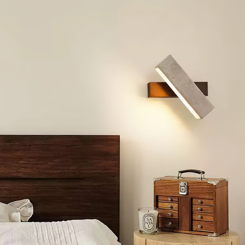 Ostruvyo moderne minimalistische wandlamp van walnoot en travertin
