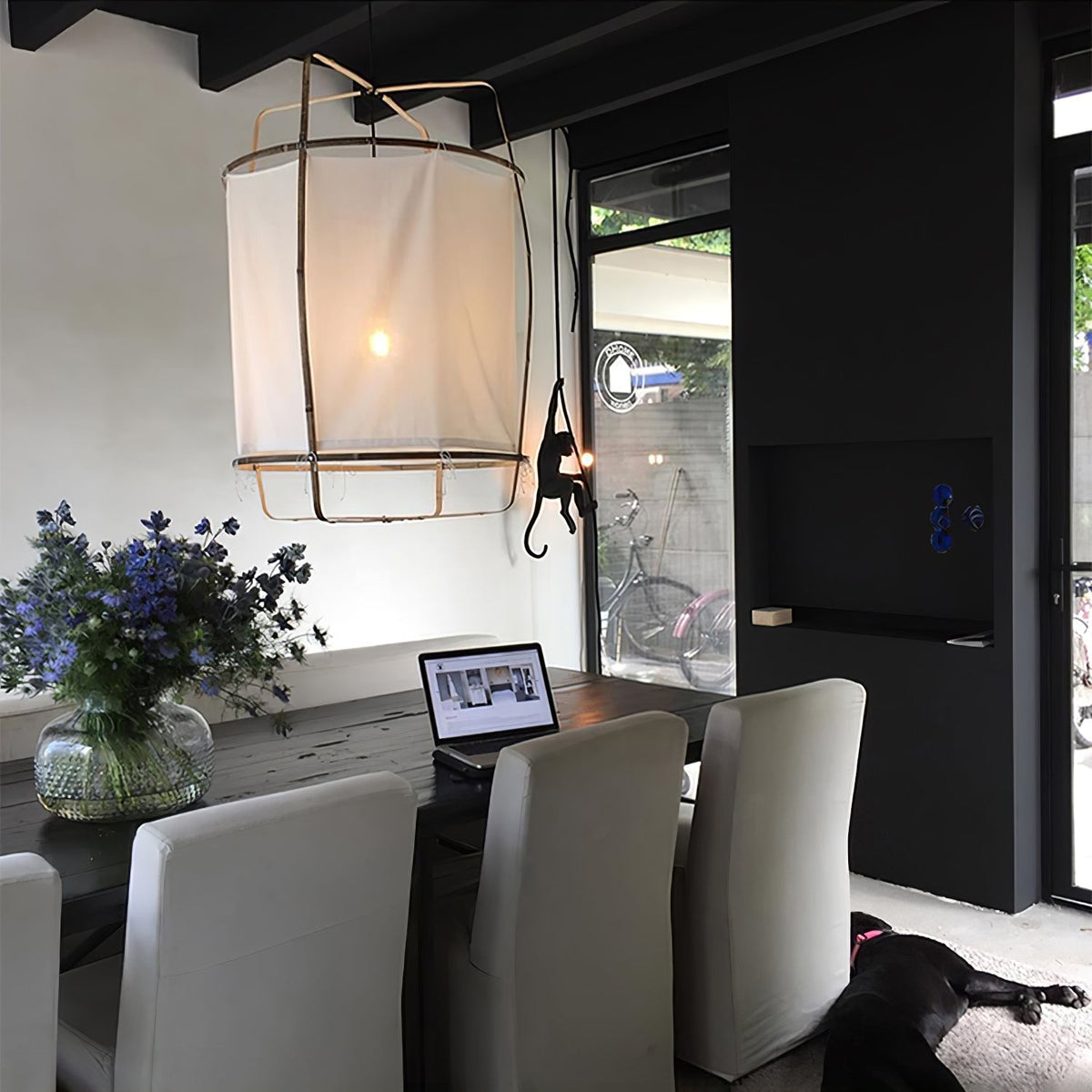 Arioelia hanglamp met bamboe lampenkap voor de woonkamer