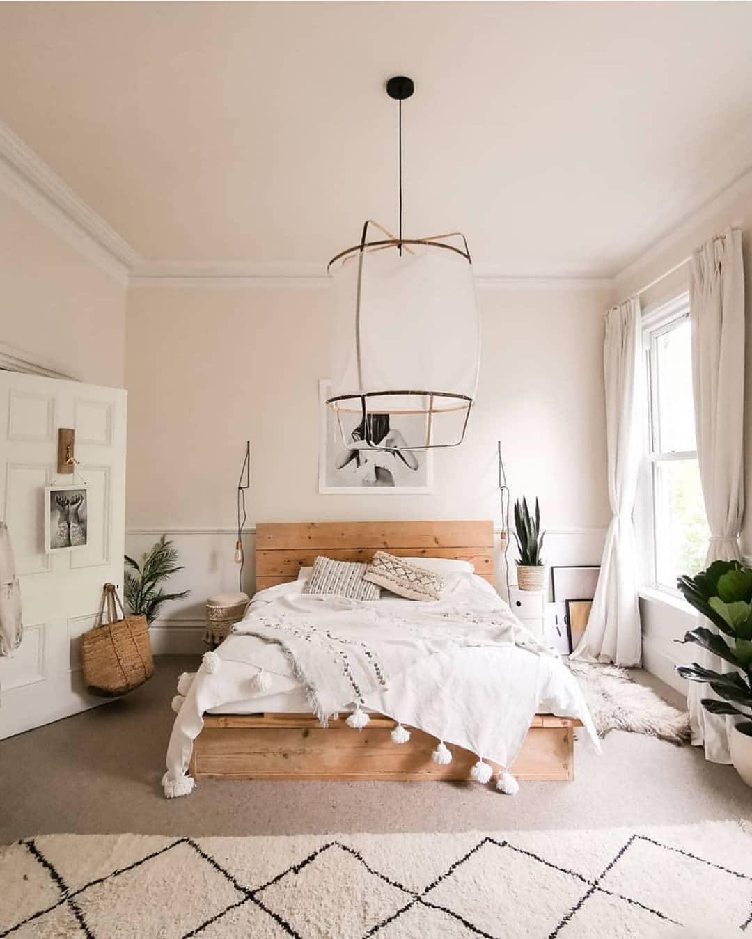 Arioelia hanglamp met bamboe lampenkap voor de woonkamer