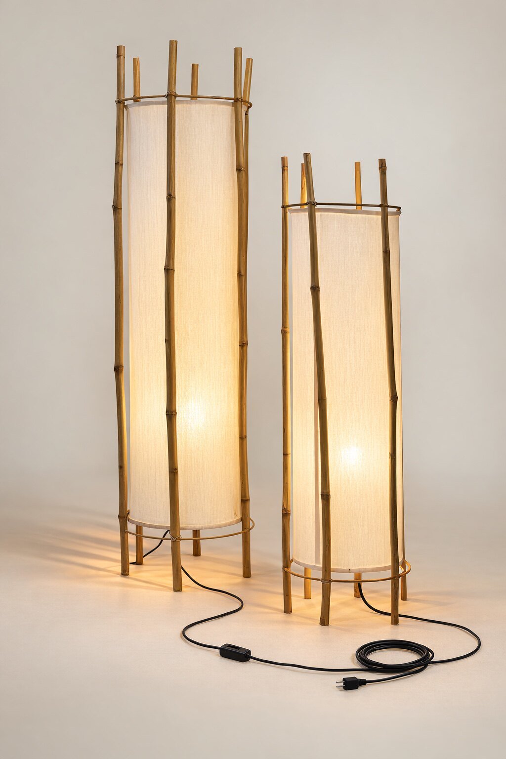 Canuia vloerlamp met bamboe-veil en lampenkap