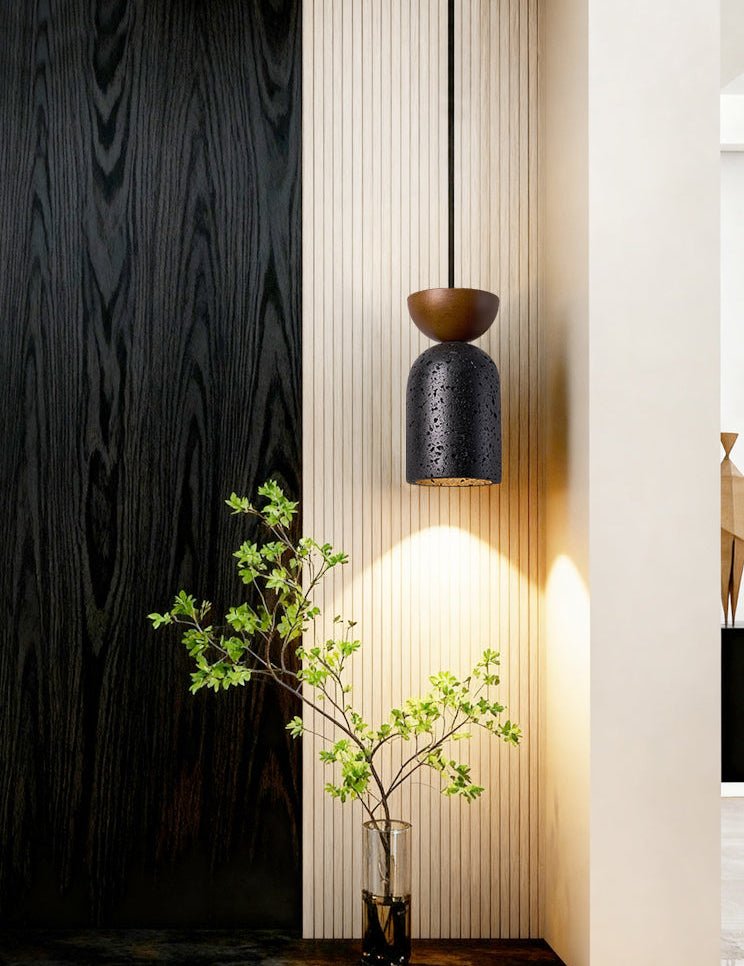 Iris hanglamp met zwarte travertin en donker walnoot