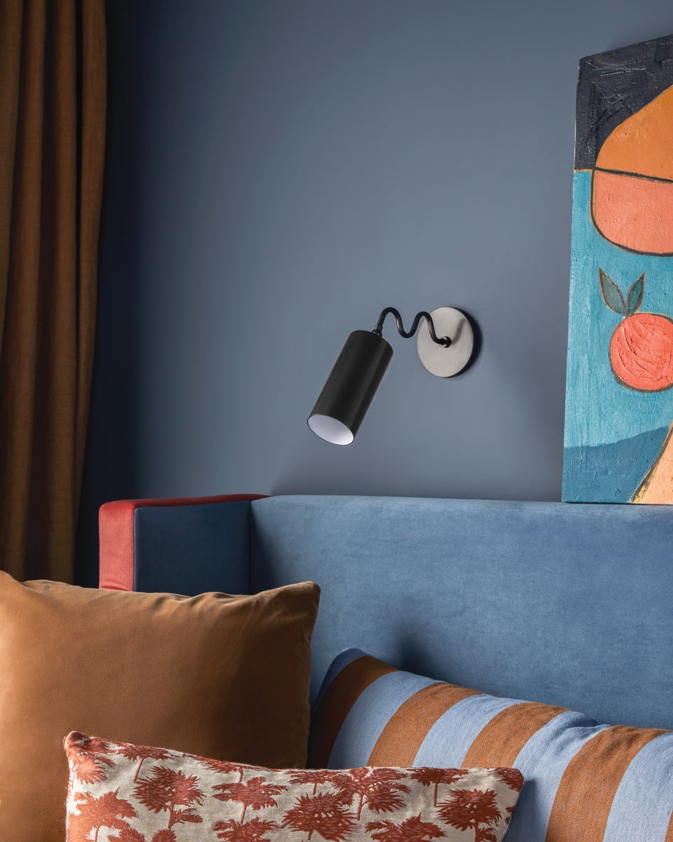 Vatnuvyu moderne minimalistische wandlamp met stoffen kap en metalen behuizing