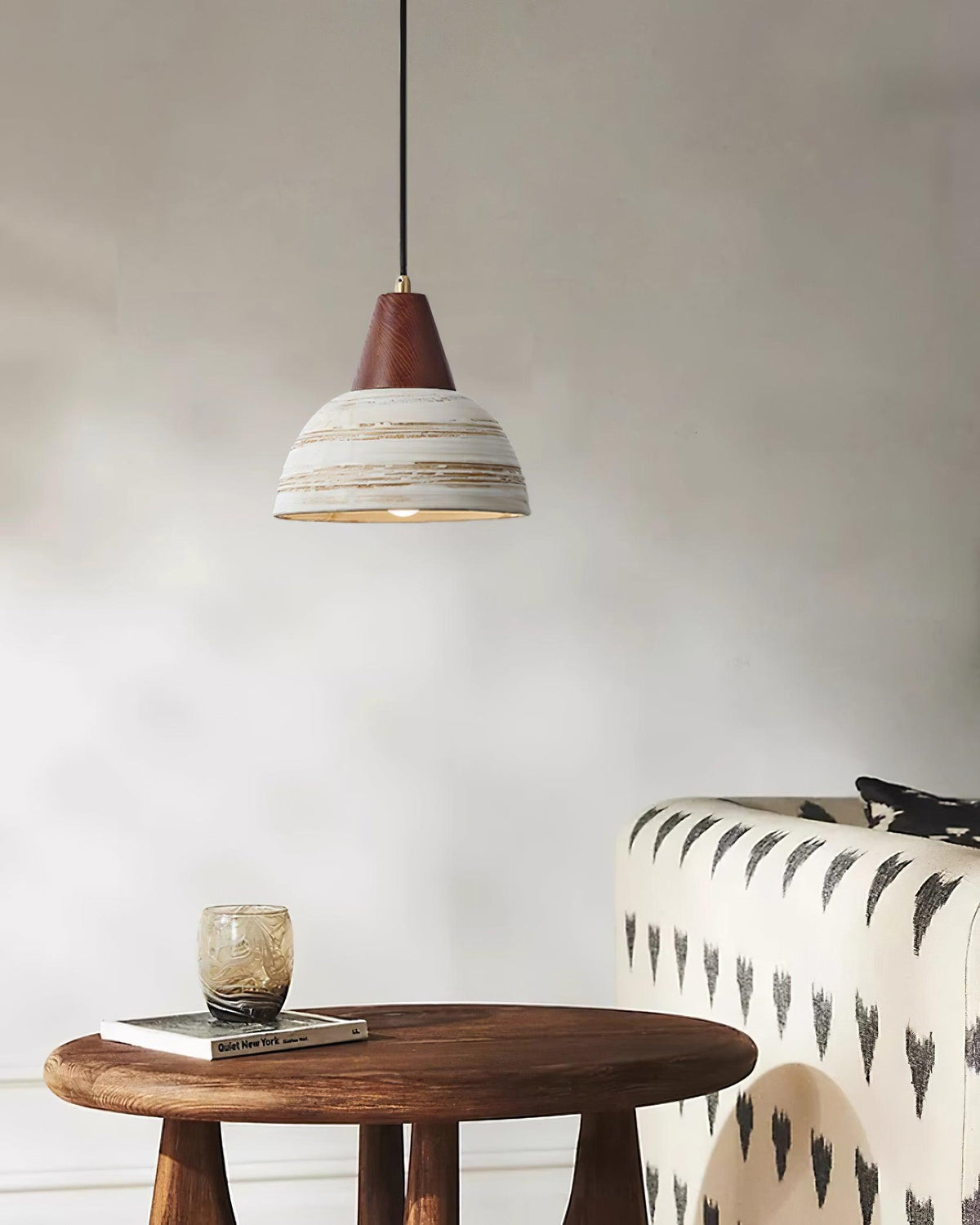 Moderne hanglamp met textuurkeramische kap, getaperd, Noordse minimalistisch