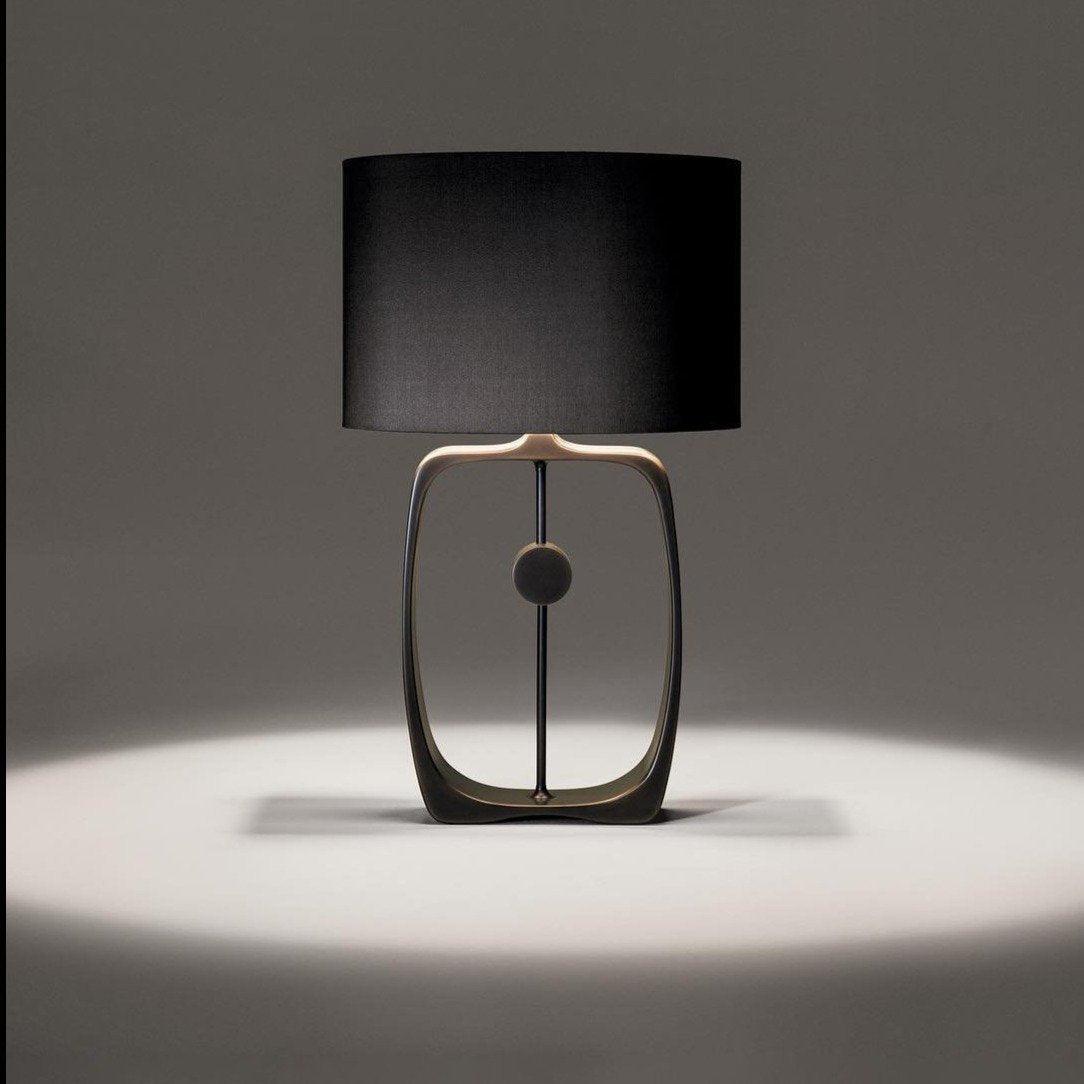 Frank moderne tafellamp
