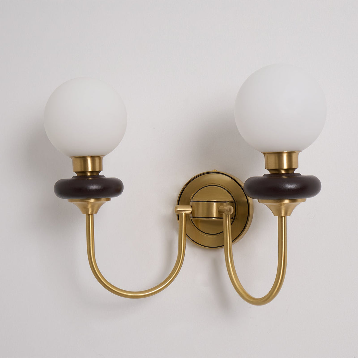 Elvalora wandlamp Premium Noordse Kunst Walnoot glas