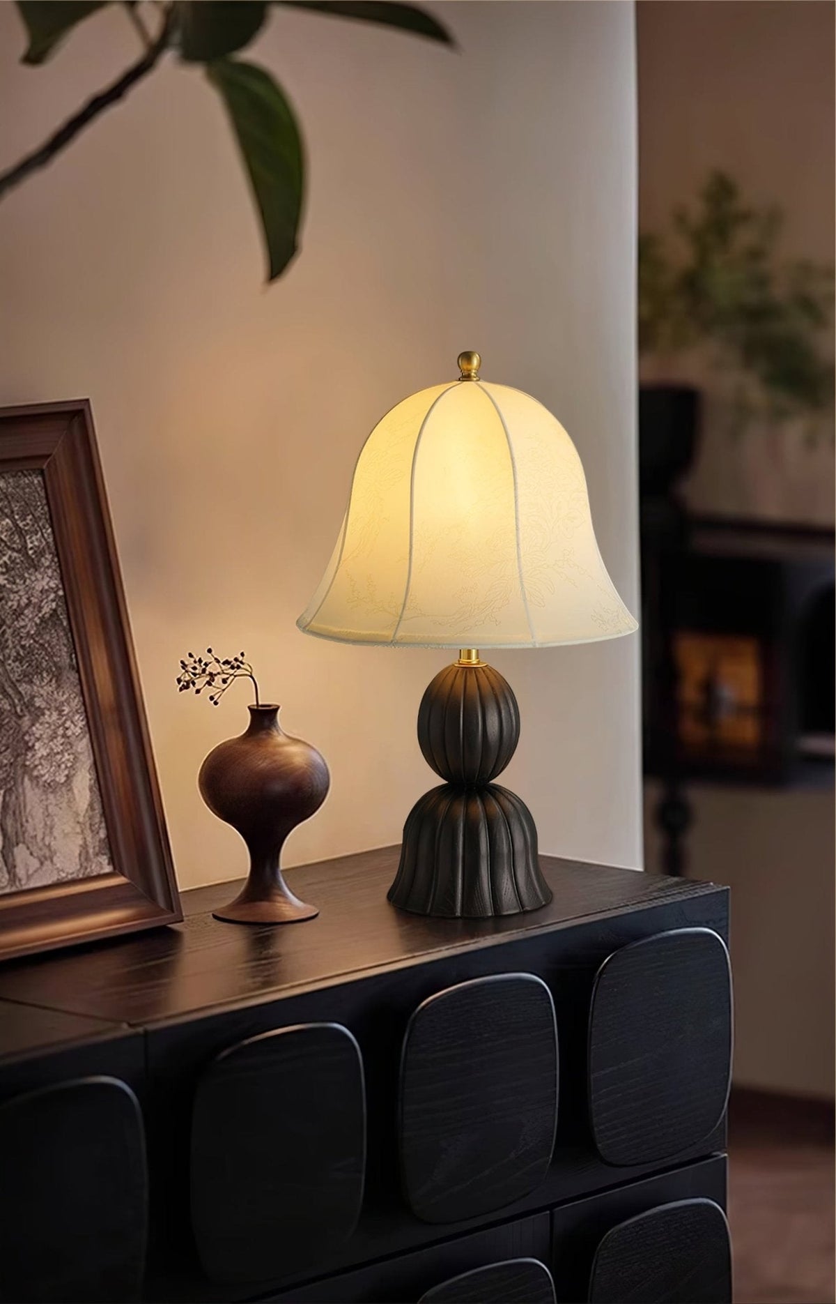 Aldiia Vintage tafellamp van stof en hout