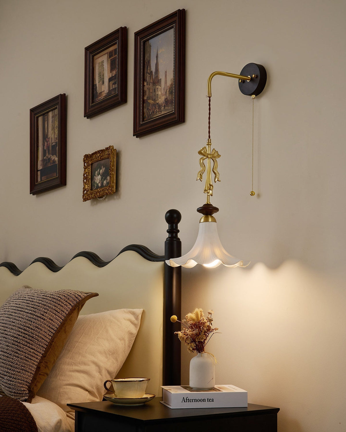 Lilac wandlamp