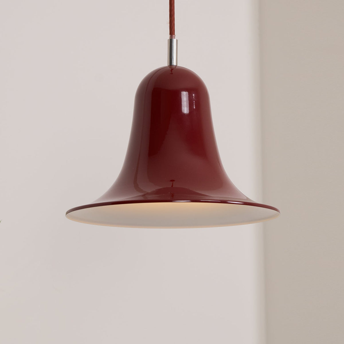 Nevin Minimalistische hanglamp met klokkenkap