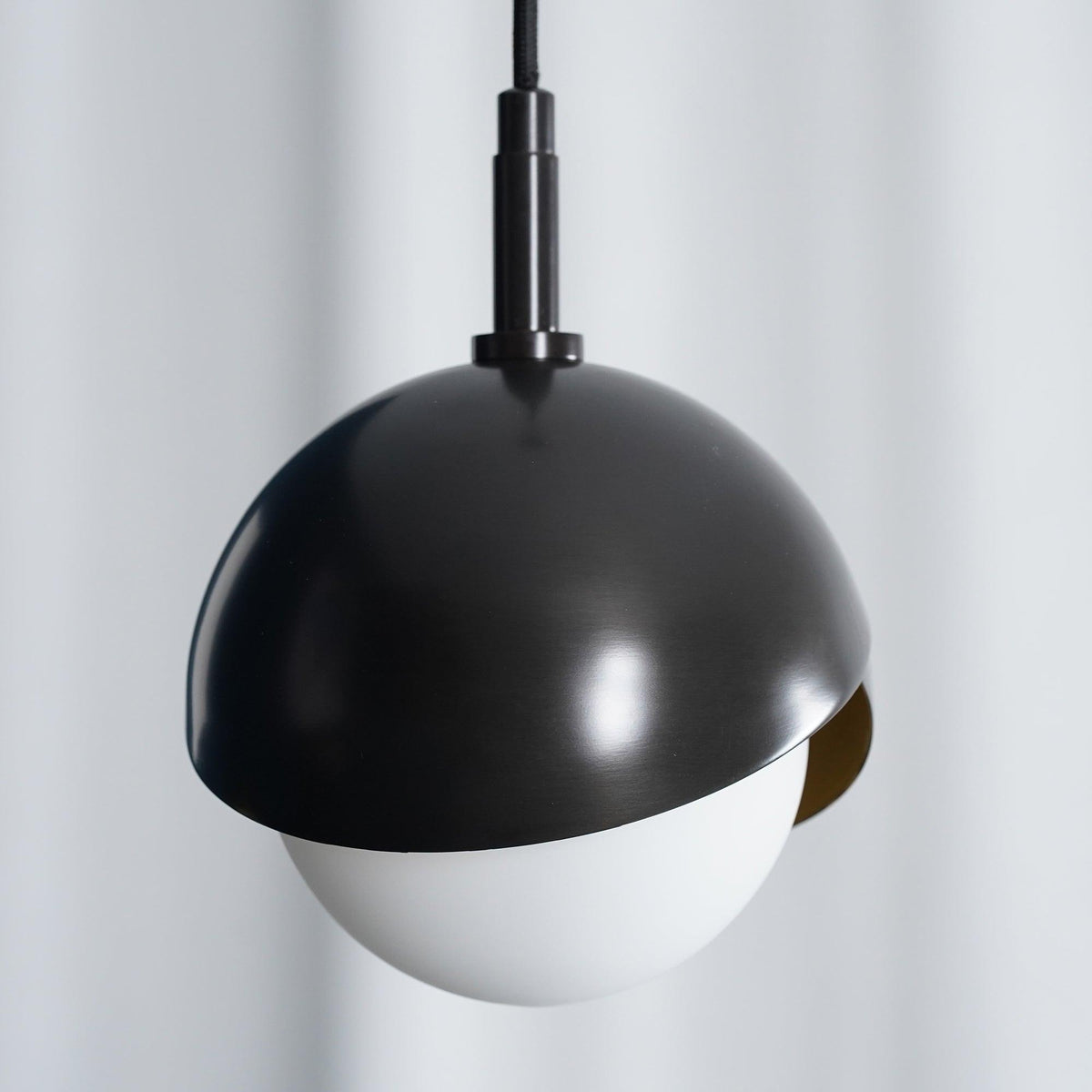 Jynara Hanglamp Messing genest opaal Bolvormig modern