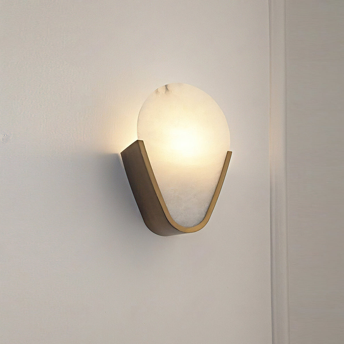 Bernina albasten wandlamp