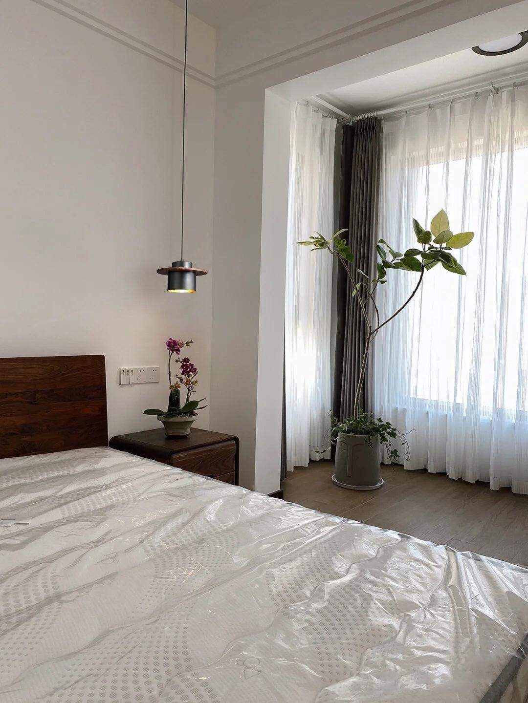 Auririra industriële hanglamp van messing en walnoot