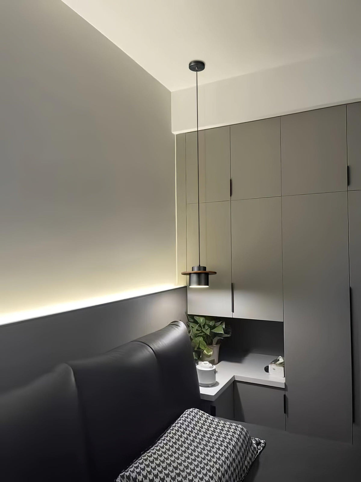 Auririra industriële hanglamp van messing en walnoot