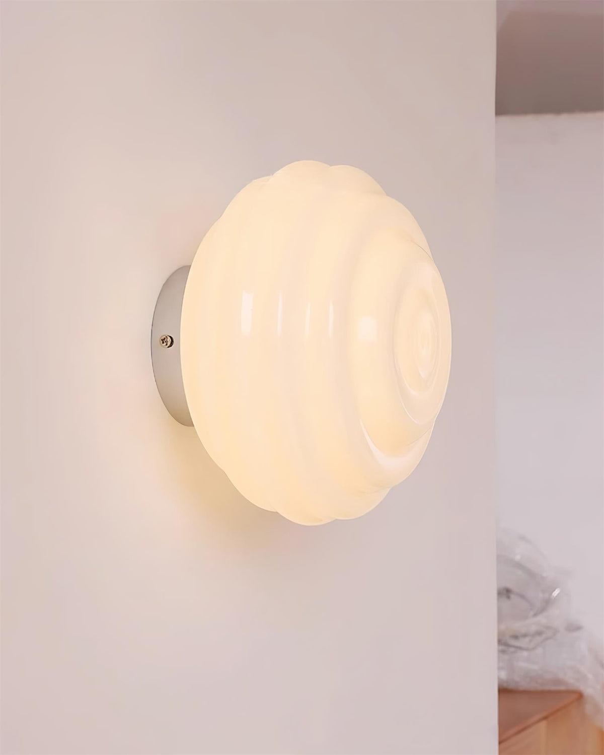 Celalelle wandlamp met glas in goudkleurige afwerking