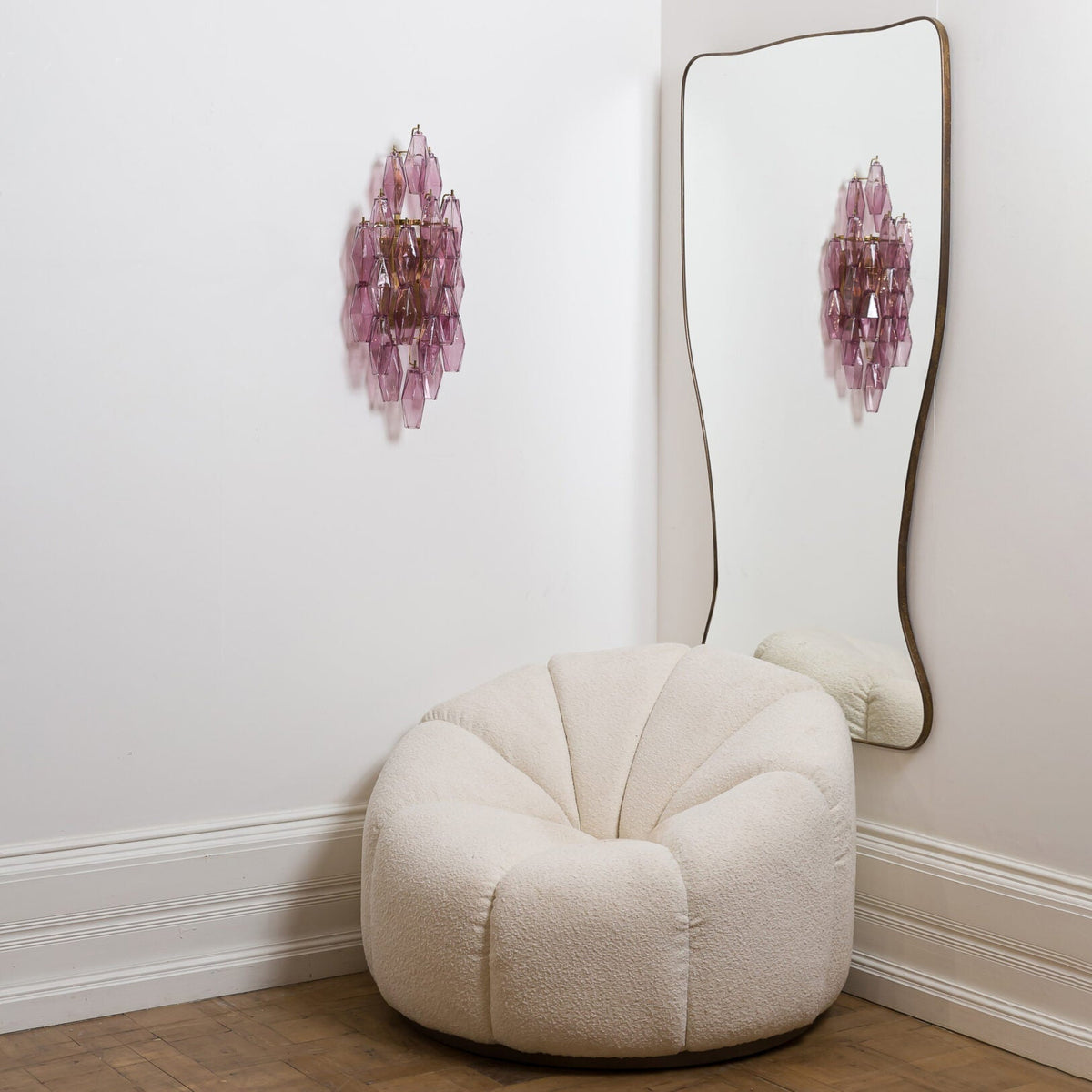 Zyrelis polyhedraal glazen wandlamp