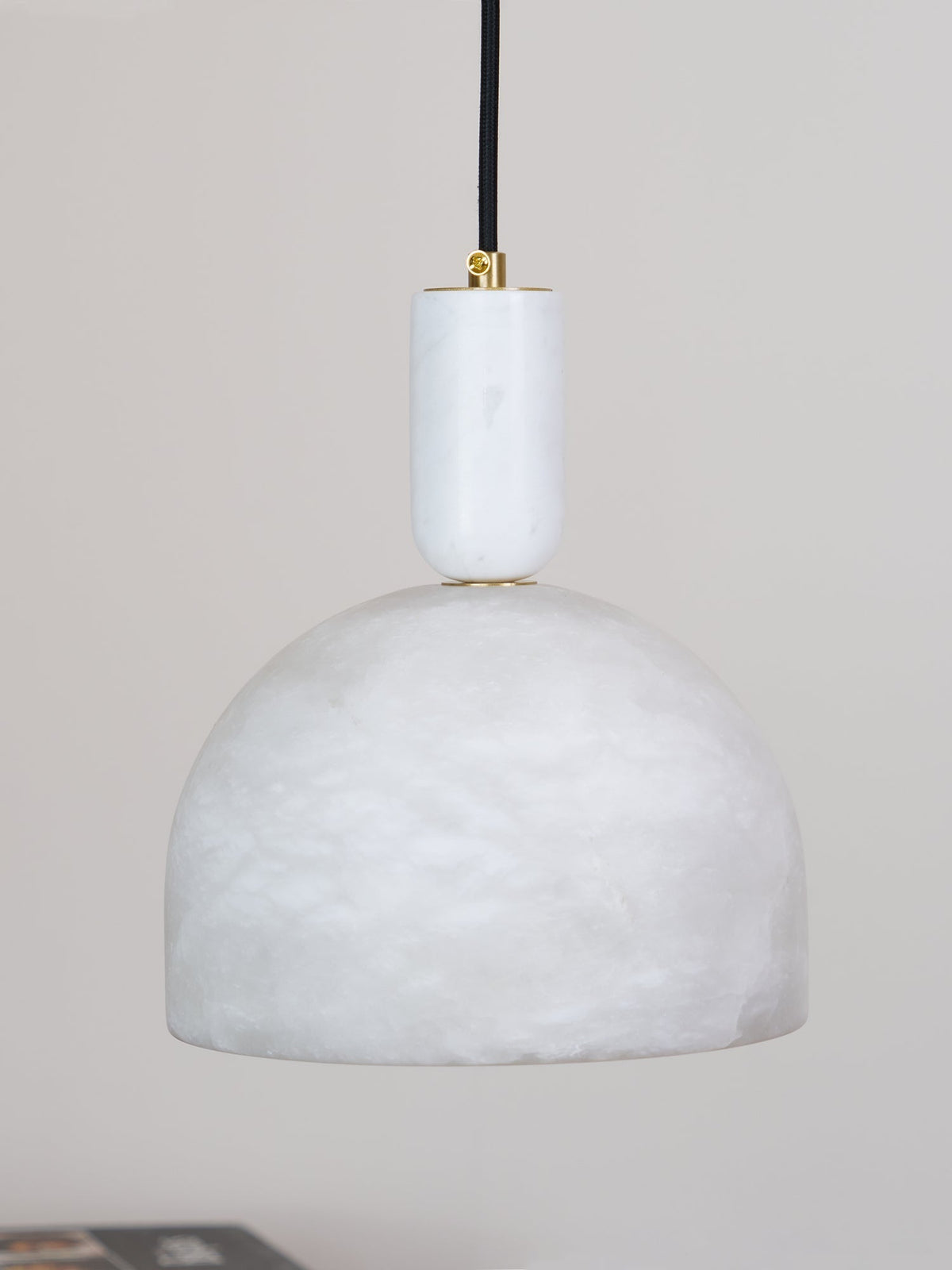 Leda minimalistische hanglamp in albast