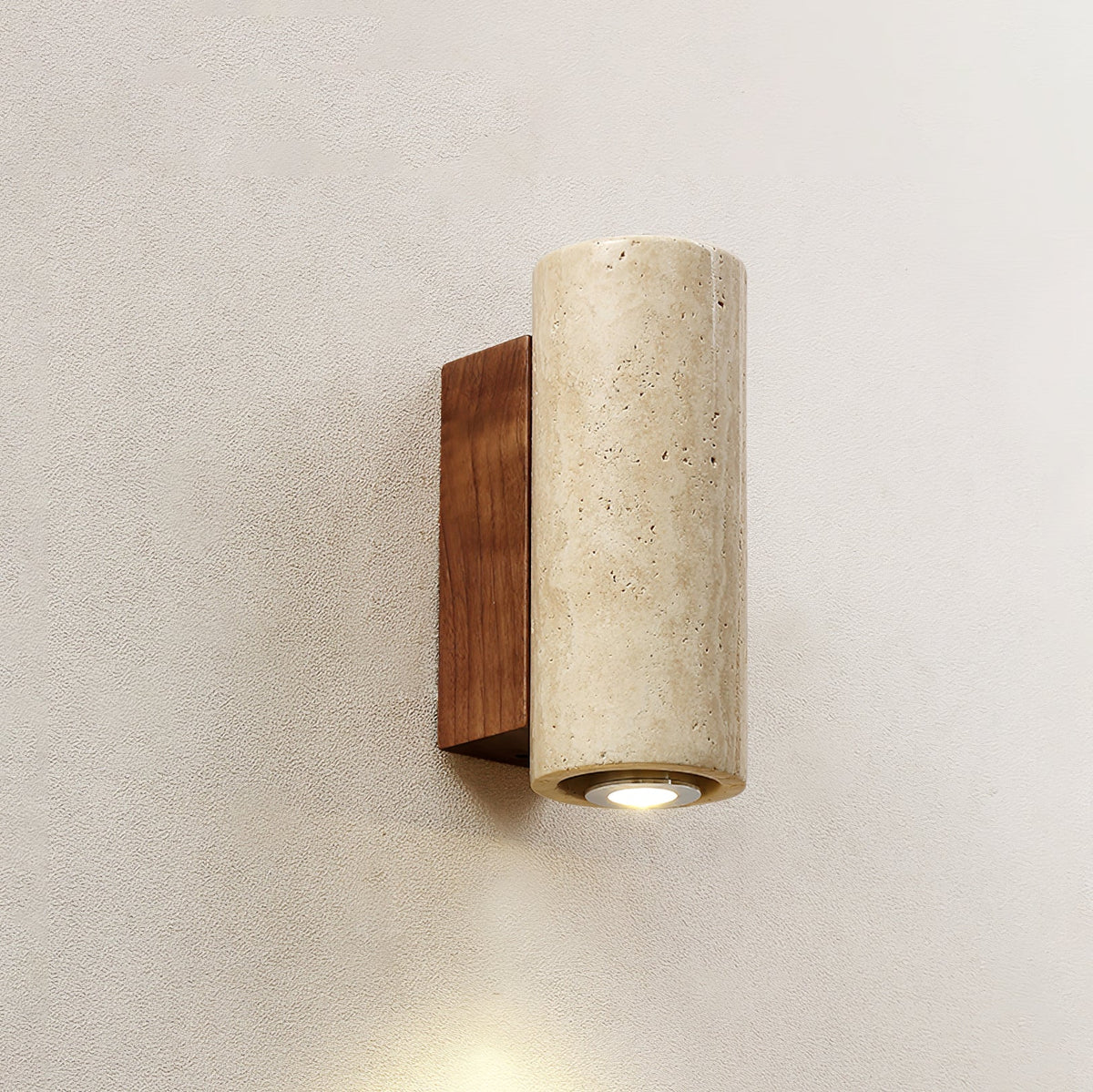 Nula cilindervormige wandlamp van travertin en walnoot