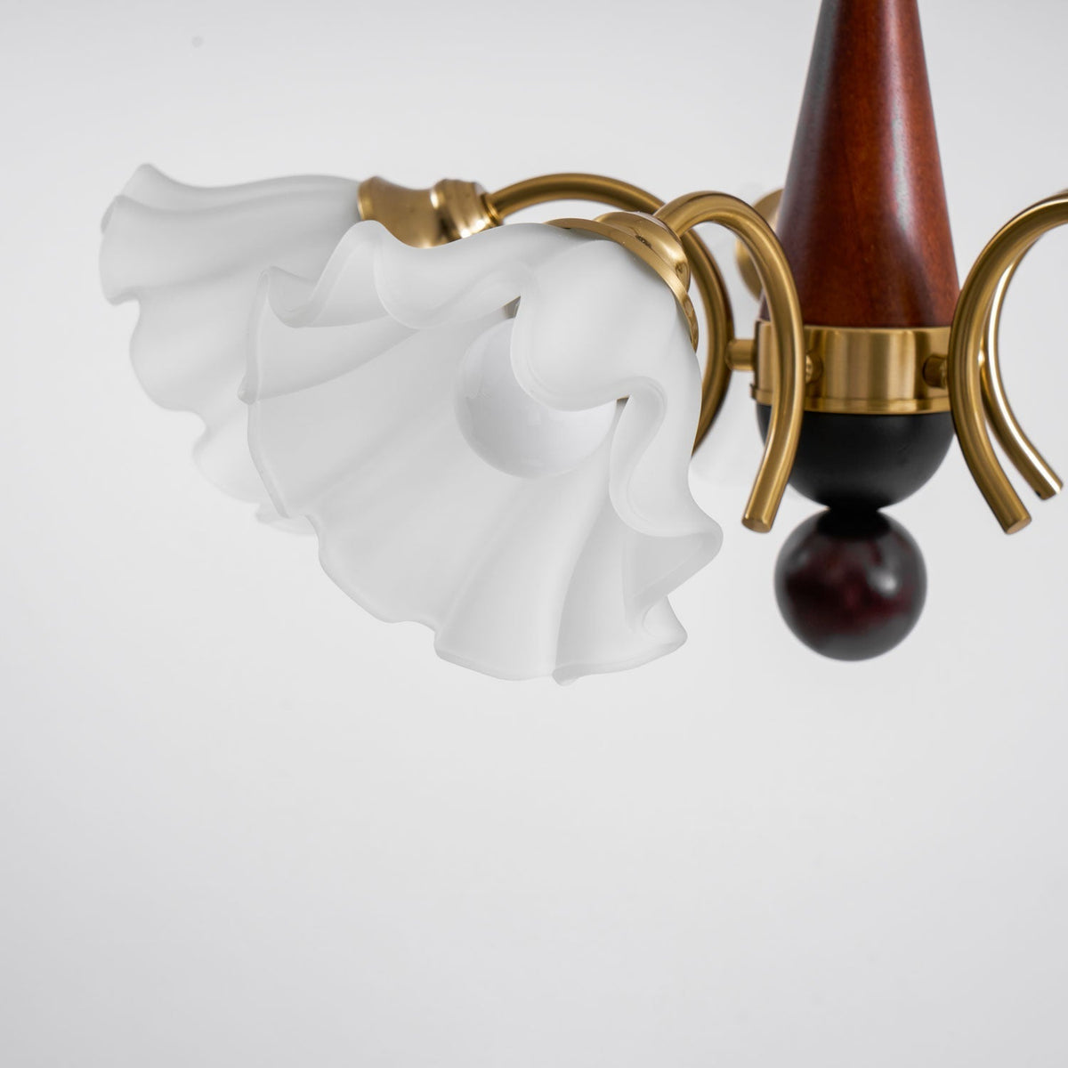 Ilvinan Traditionele Elegantie Houten glas Kroonluchter