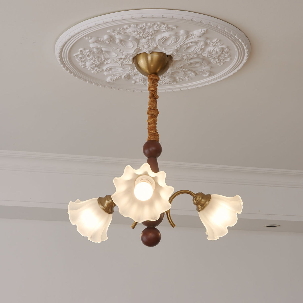 Ilvinan Traditionele Elegantie Houten glas Kroonluchter