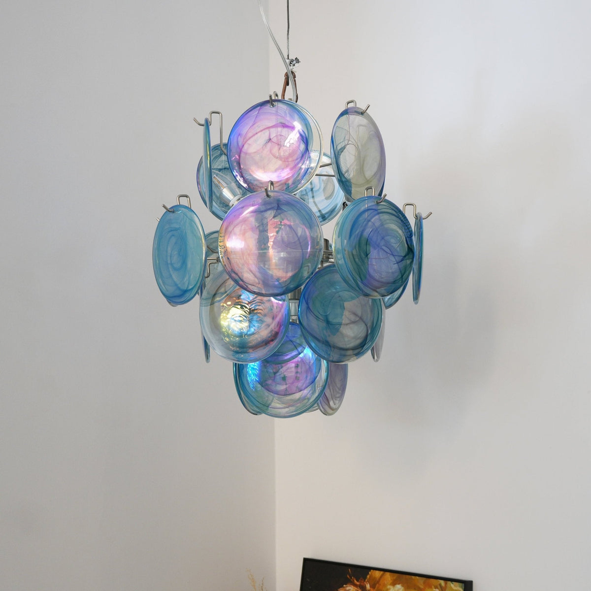 Liororine kroonluchter met blauwe Murano-glas schijven in vintage stijl