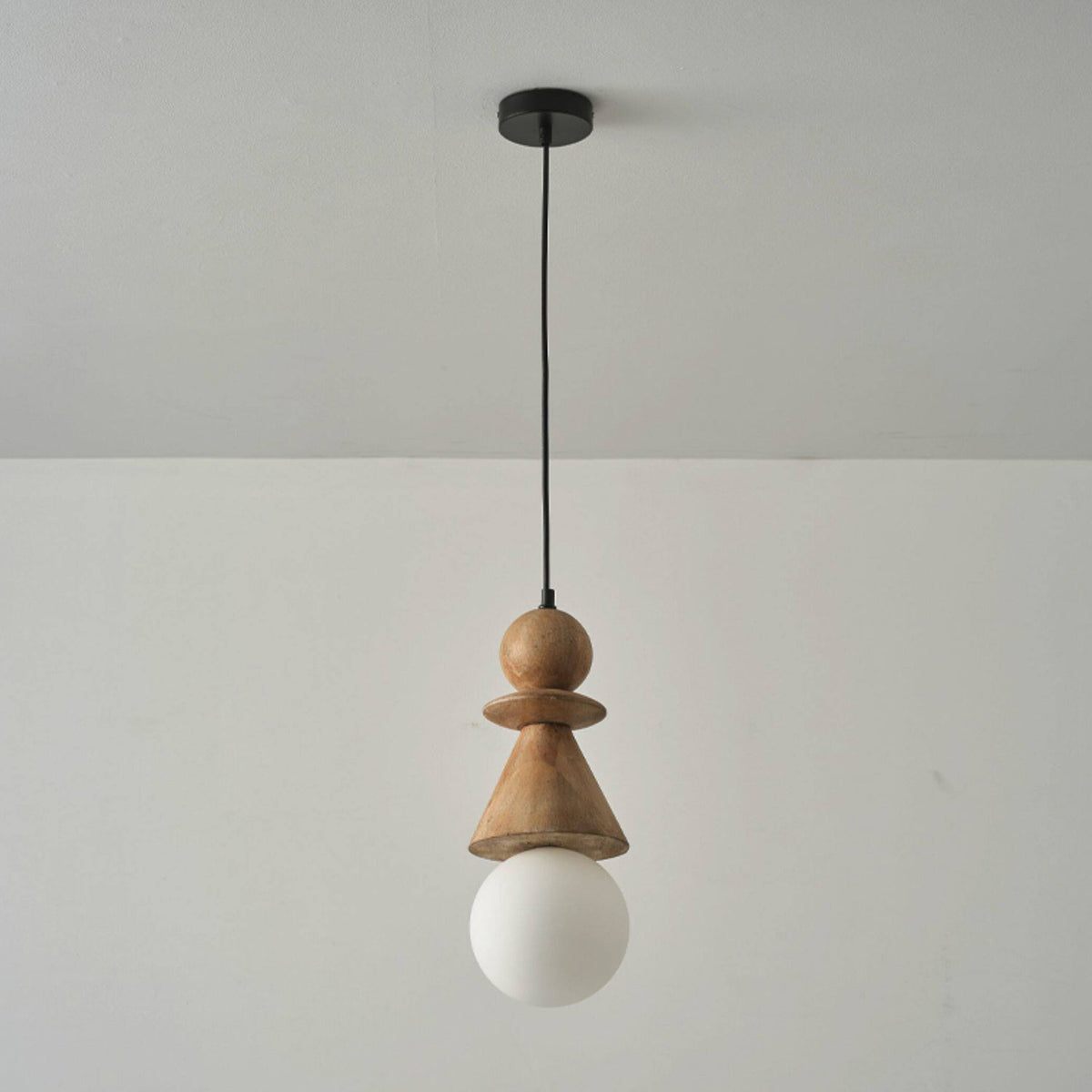 Alderelle gestapelde houten totem hanglamp