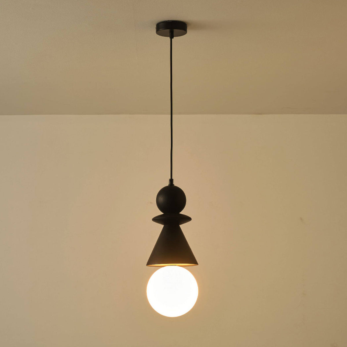 Alderelle gestapelde houten totem hanglamp