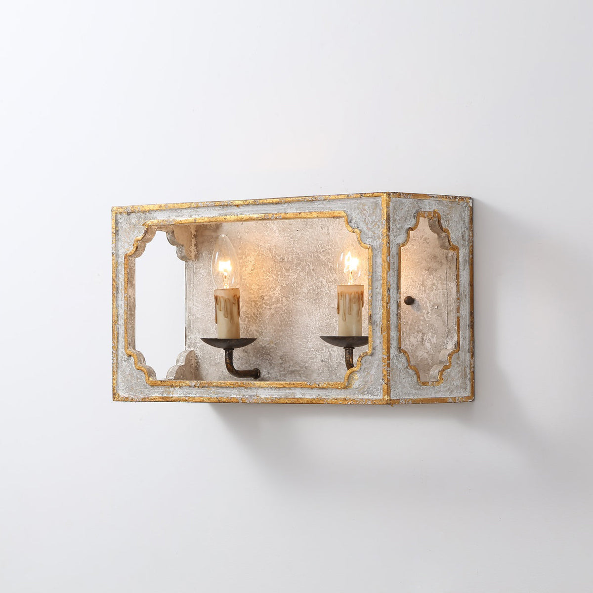 Orelararia wandlamp