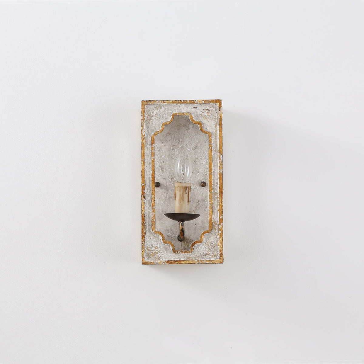 Orelararia wandlamp