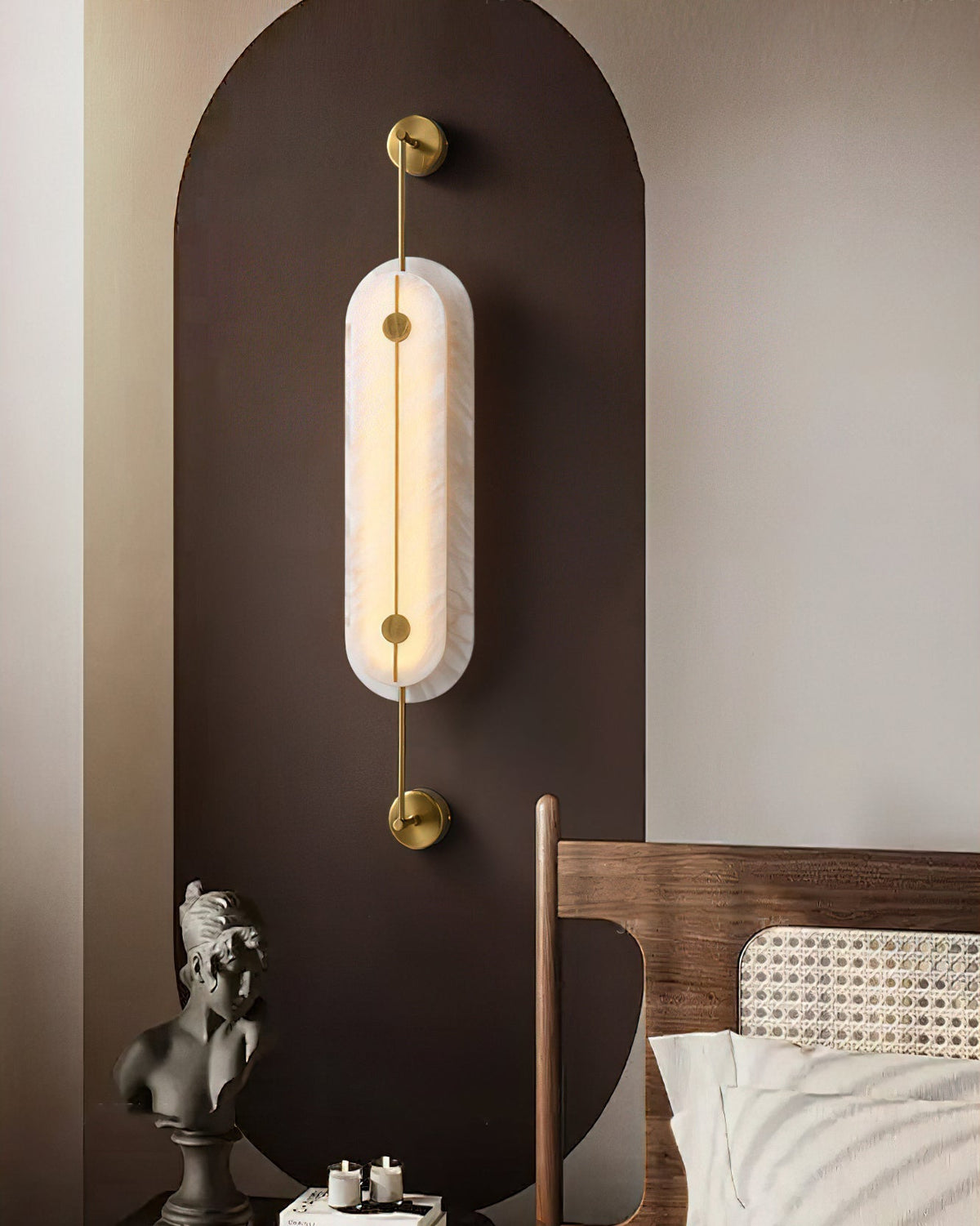 Brace wandlamp Albast