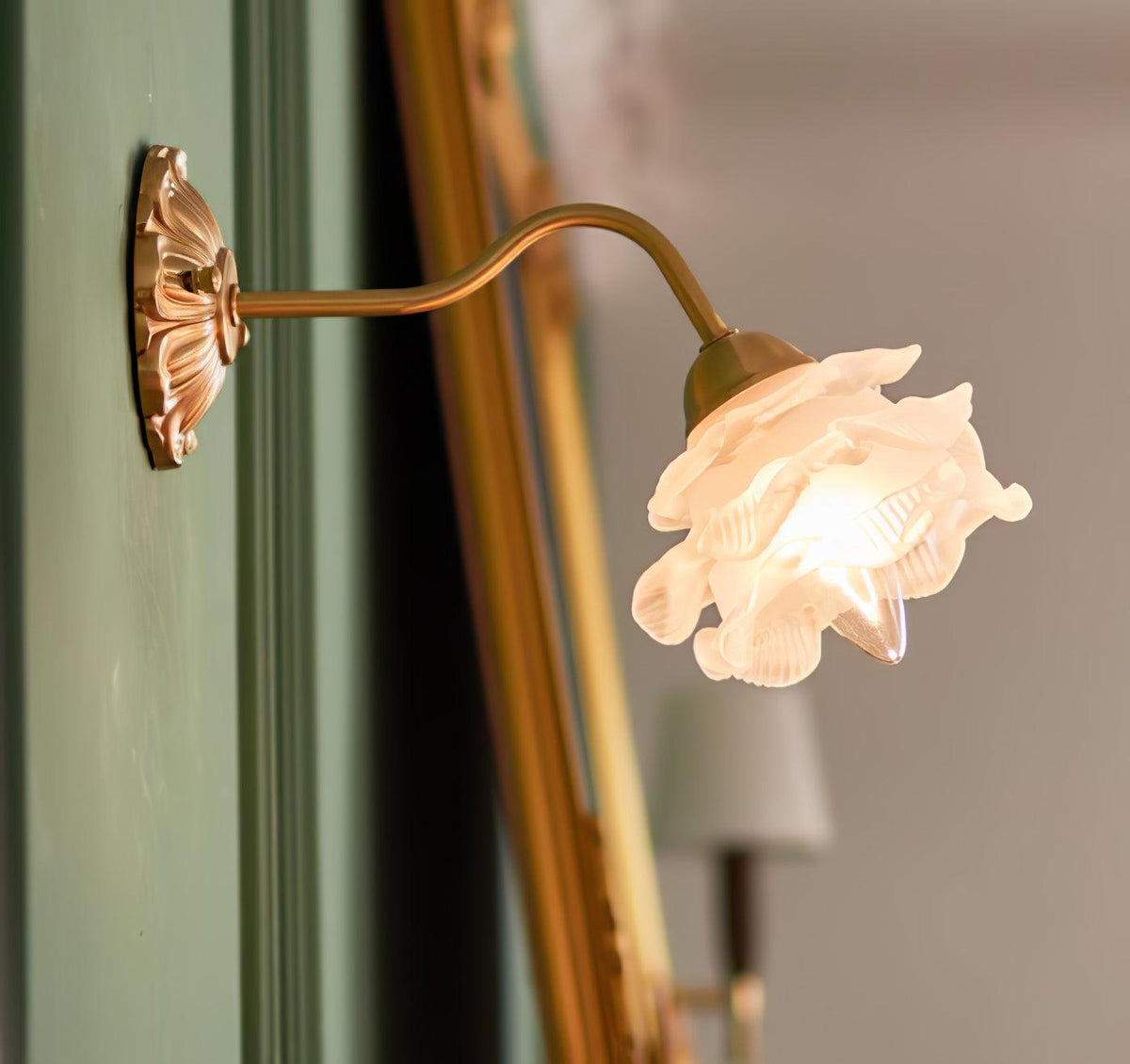 Palo wandlamp messing bloemmotief luxe