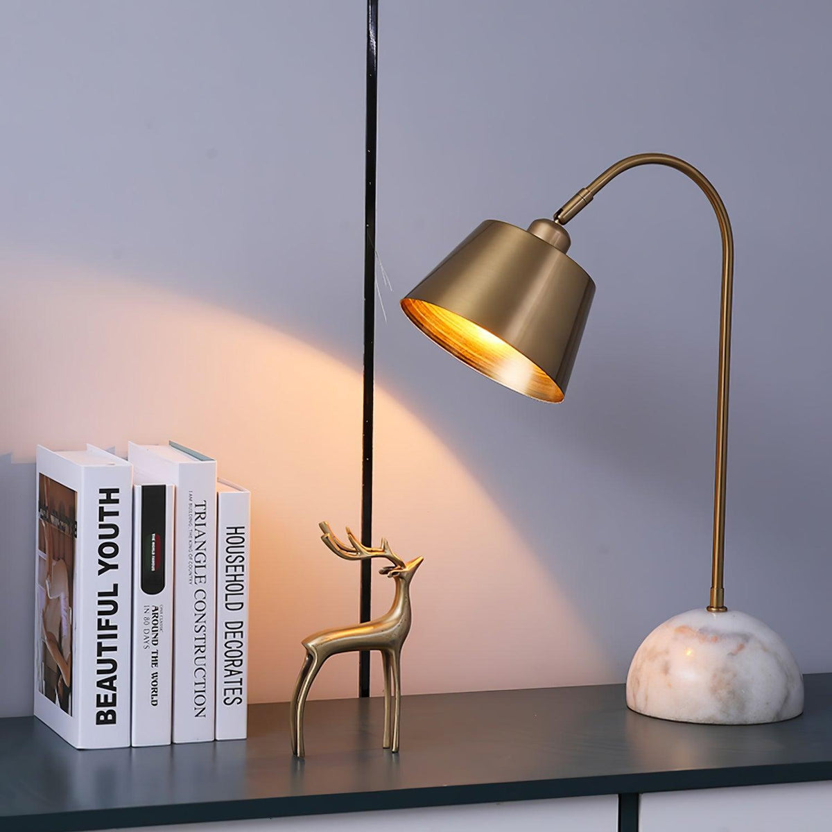 Caleo elegante tafellamp met marmeren voet