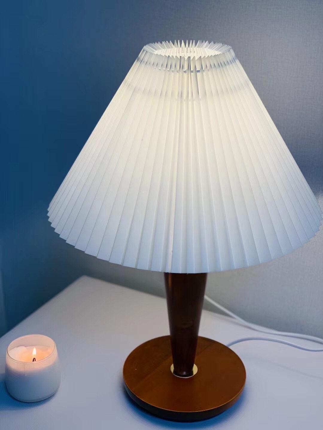 Linorelia Moderne tafellamp van Stof