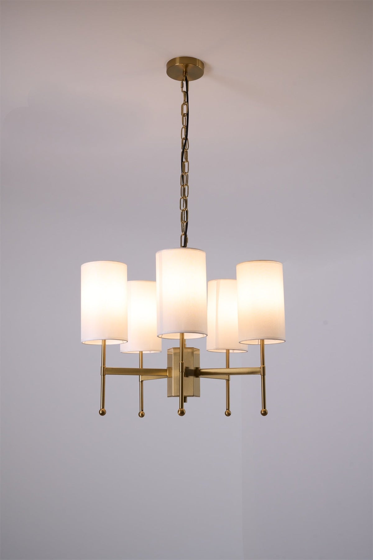 Ulcarisra Traditionele Vintage Kroonluchter van messing met Stoffen