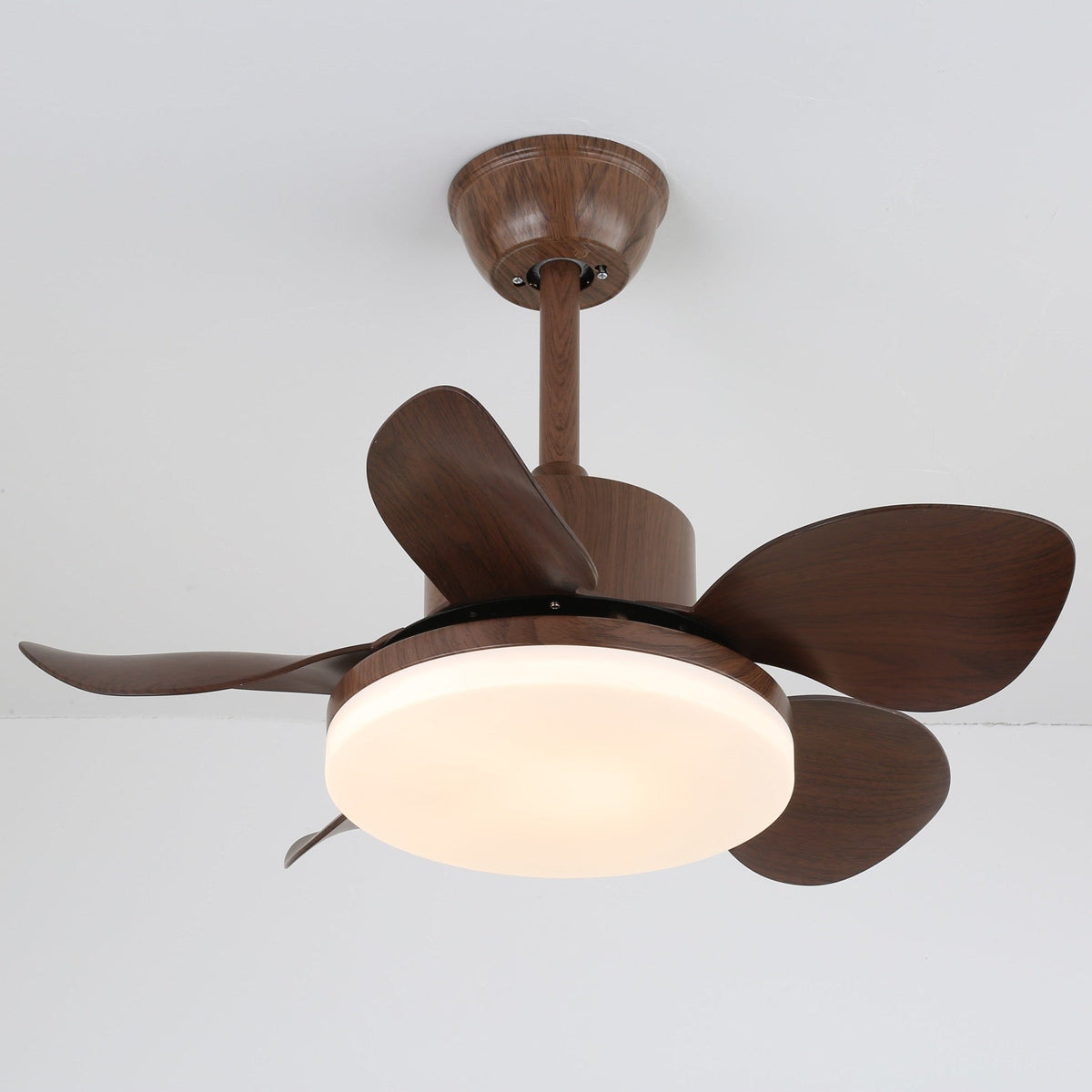 Alenya plafondventilator met verlichting van walnoothout