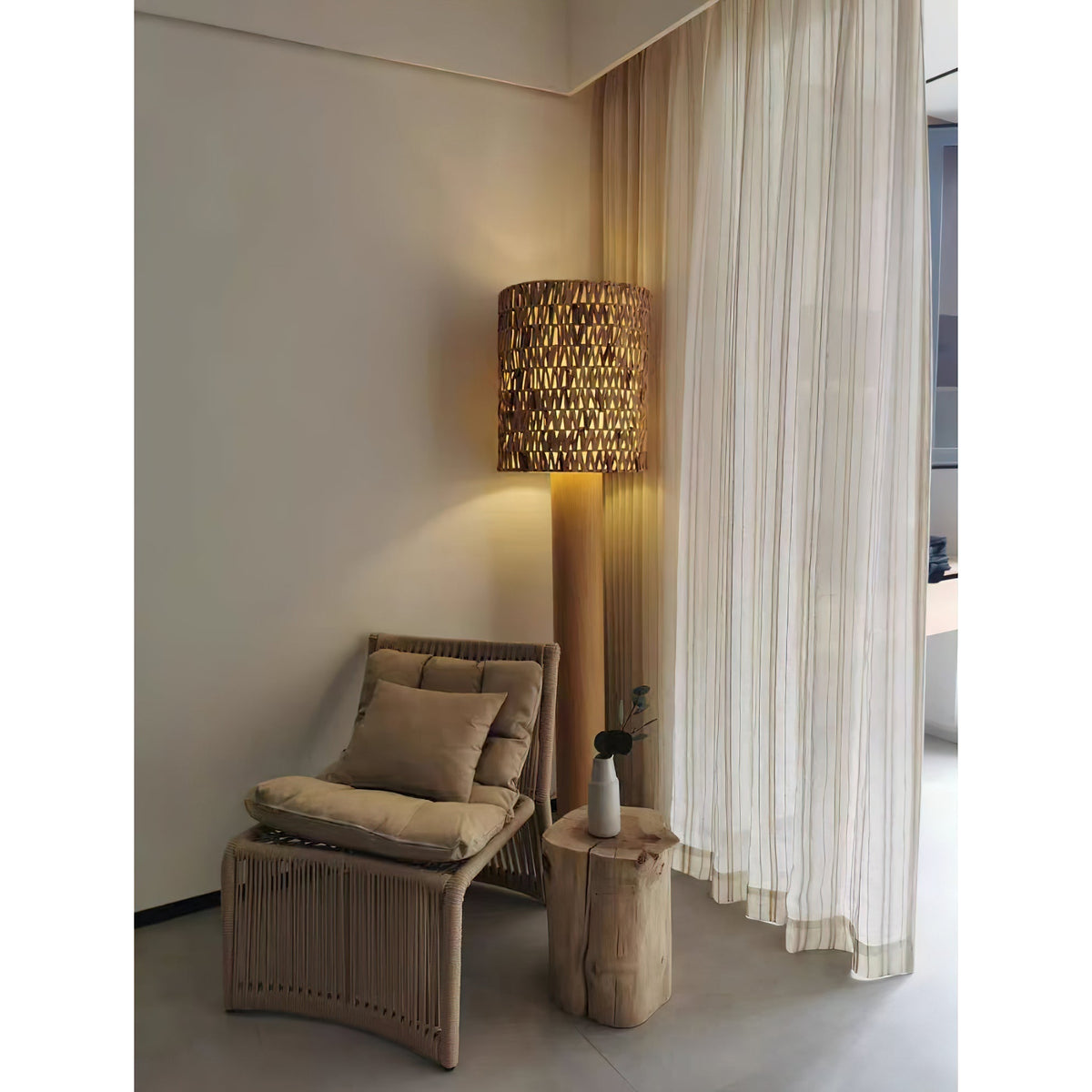 Lorenzo vloerlamp