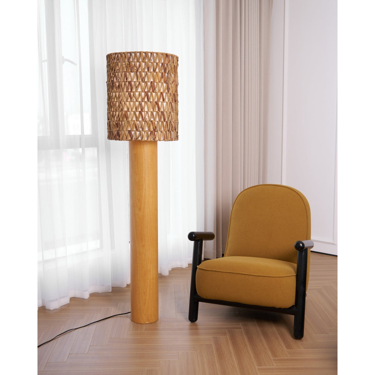 Lorenzo vloerlamp