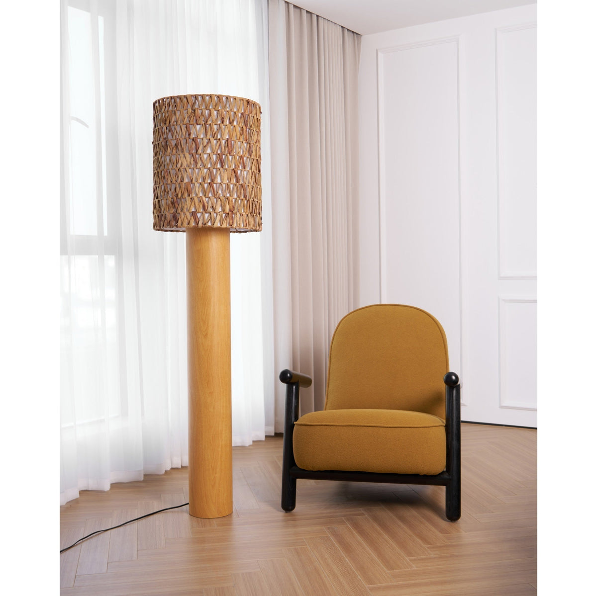 Lorenzo vloerlamp